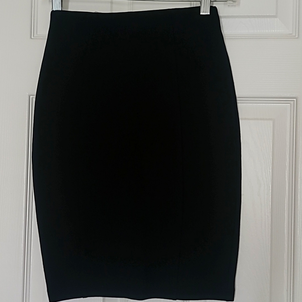 Pull&Bear pencil skirt Large in black
